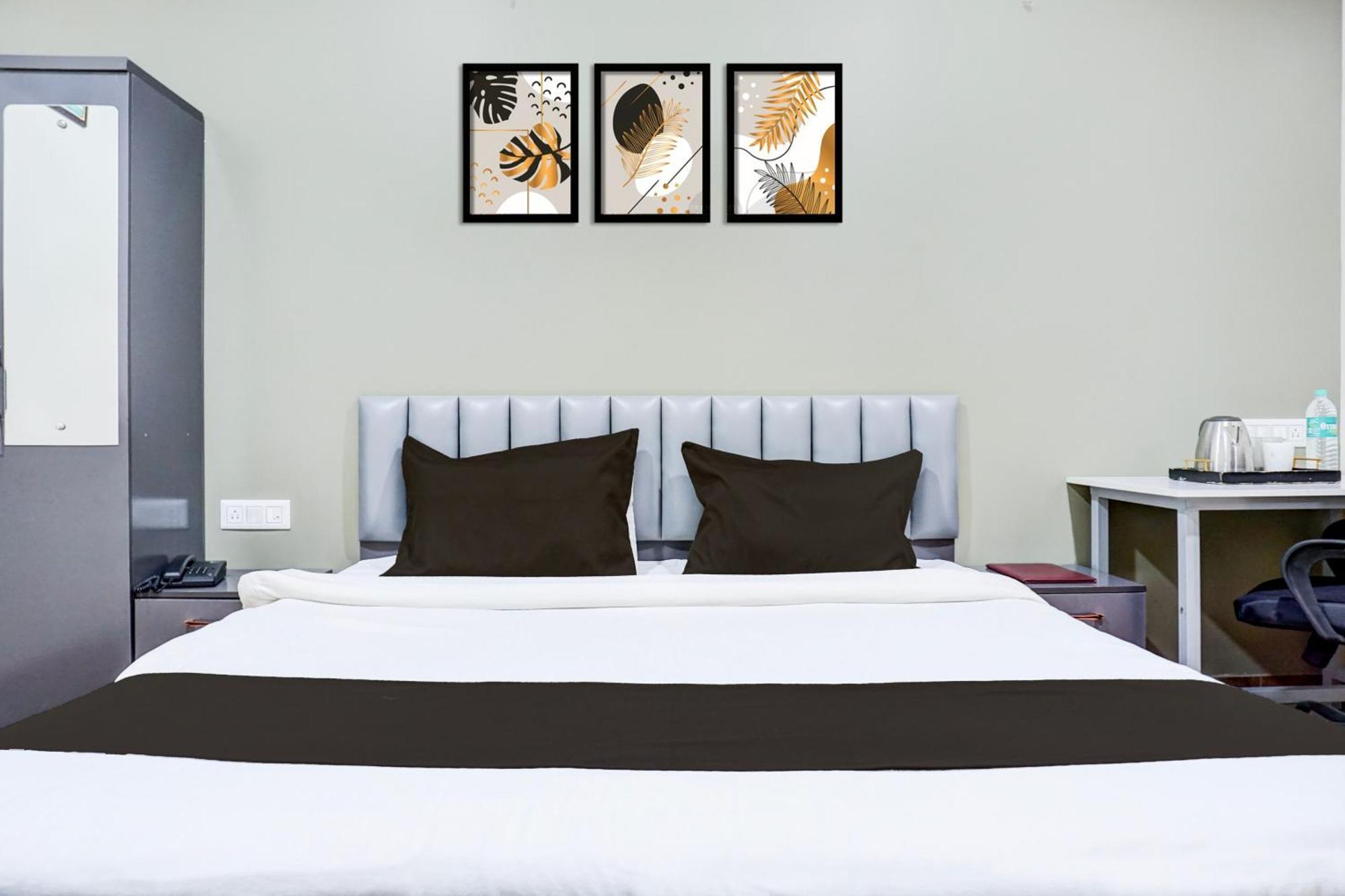 Super Collection O Pashan-Sus Road Baner Formerly Grey Stone Pune Ngoại thất bức ảnh